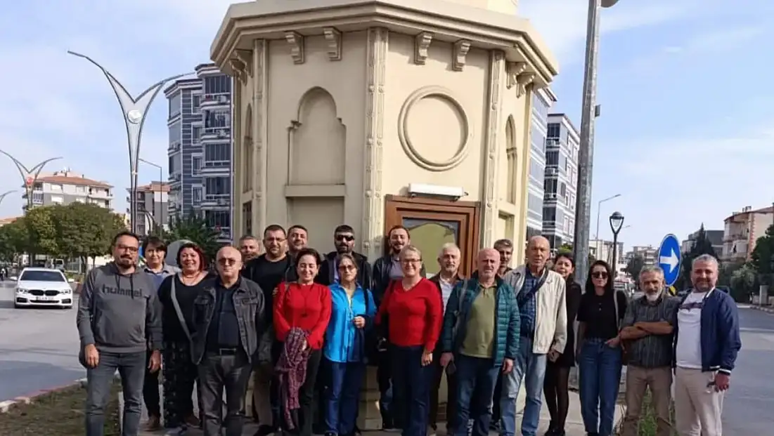 Eğitim-Sen Torbalı’da Buluştu: Eğitim ve Haklar Masaya Yatırıldı