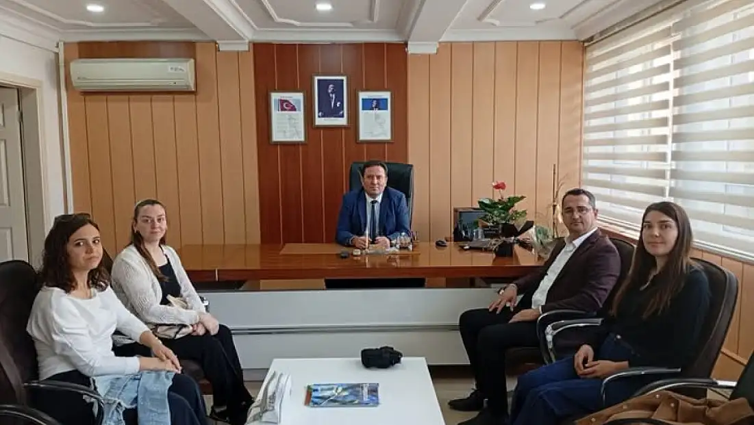 İstiklal İlkokulu’ndan İlçe Milli Eğitim Müdürüne Ziyaret