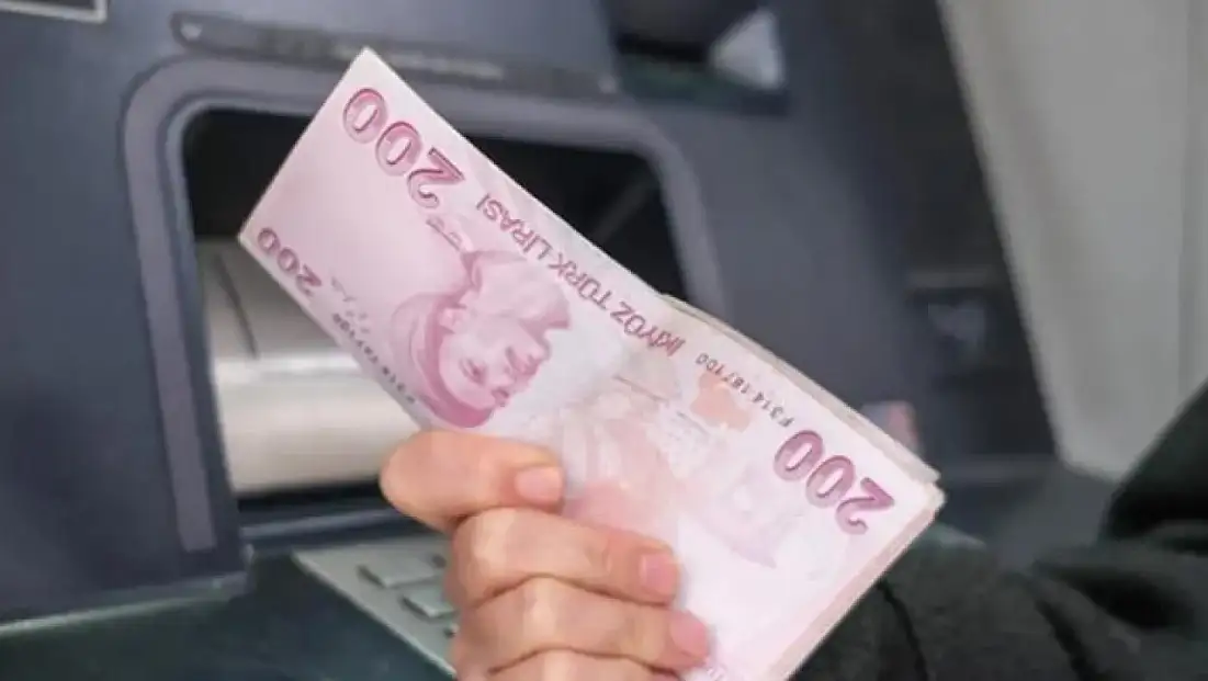 Kamuda Üst Düzey Personel Maaşlarına 30 Bin Lira Artış Geliyor