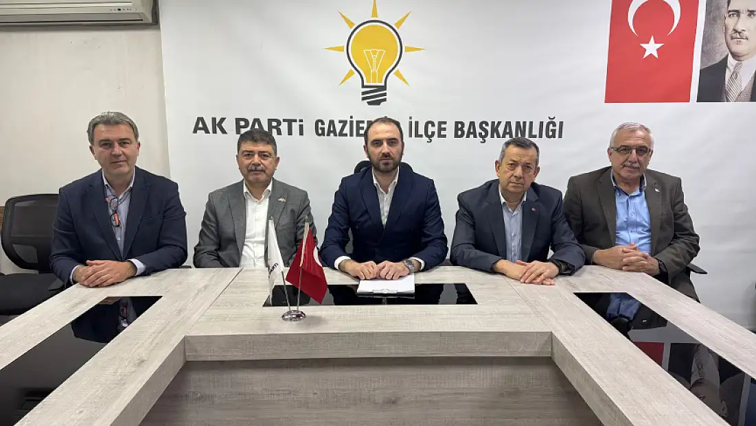 AK Parti Gaziemir İlçe Başkanı Yaşadı’dan Başkan Işık’a bir yıl salvoları!