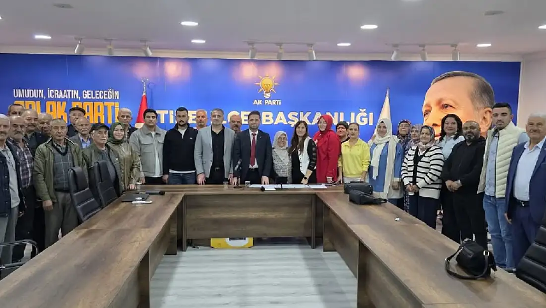 AK Parti Tire İlçe Teşkilatı Aylık Danışma Toplantısını Gerçekleştirdi