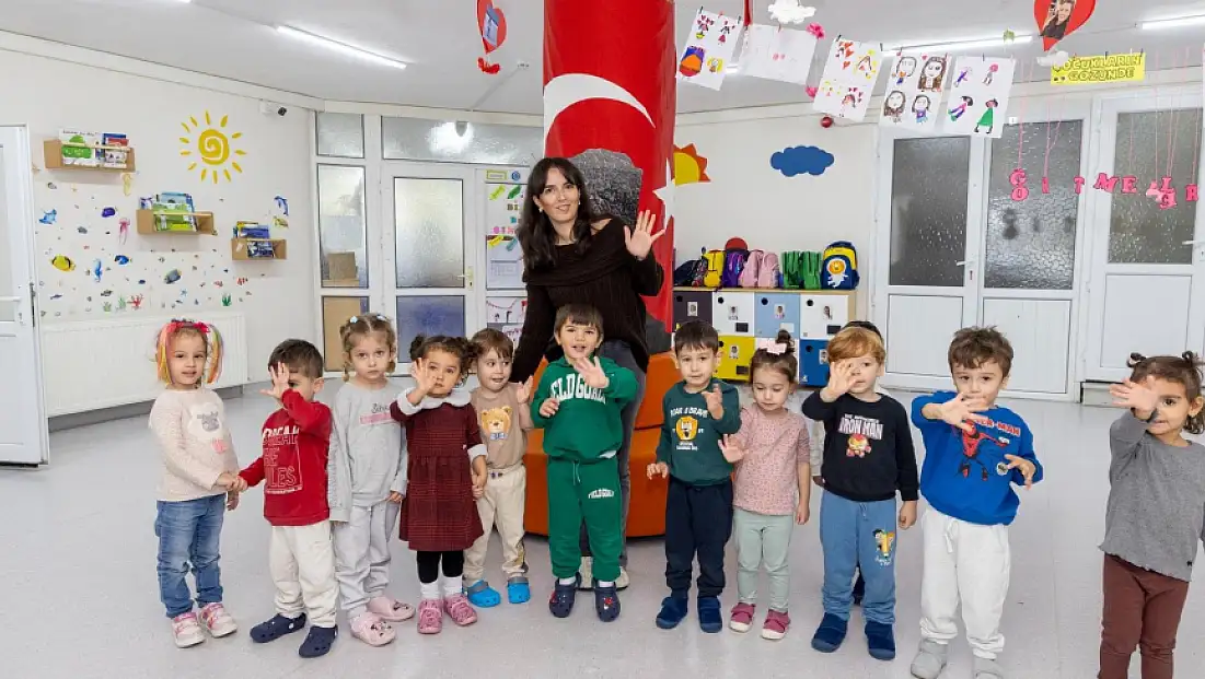 Başak Köse, Eğitim Gördüğü Anaokulunda Öğretmen Oldu