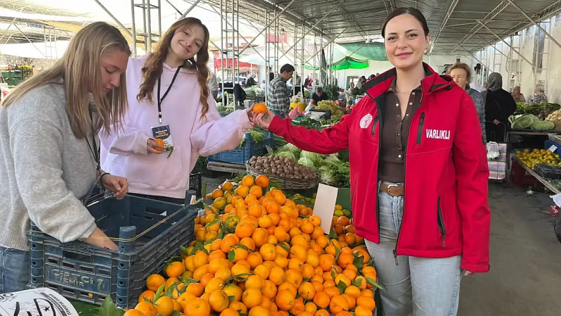 Erasmus+ Gençlik Değişimi Kapsamında Belçikalı Gençler Bayındır’da