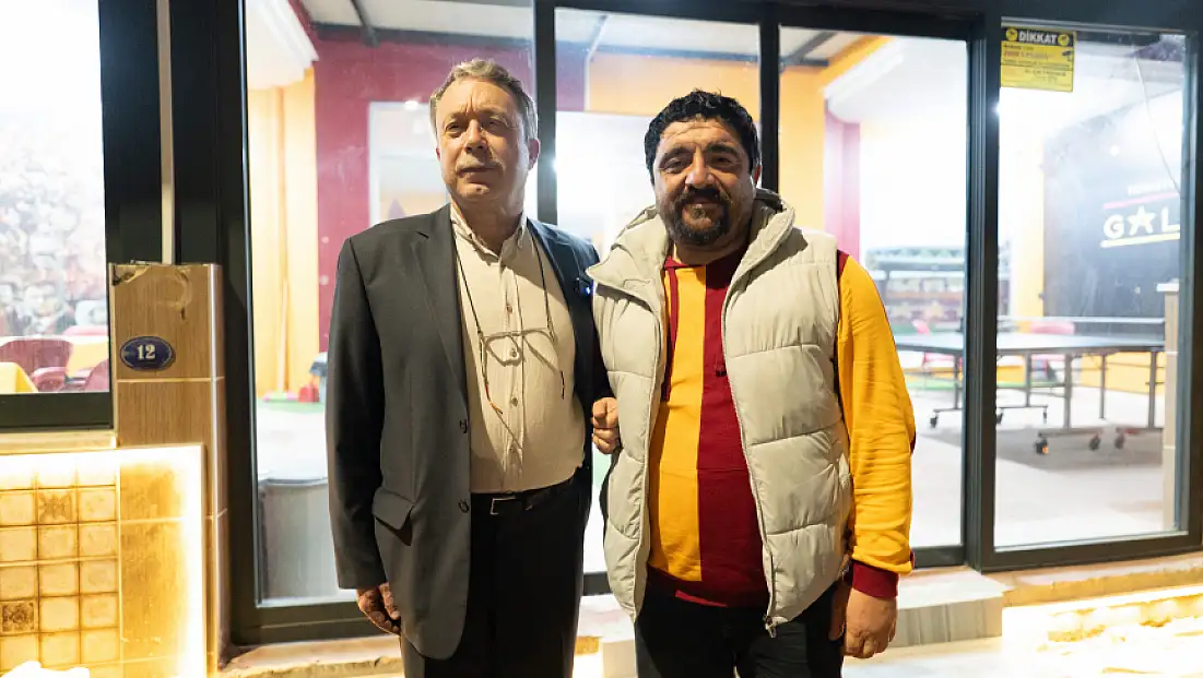 ERDEM DERYA’DAN GALATASARAY TARAFTARLAR DERNEĞİ ZİYARETİ: SAHADA DEĞİŞİM MESAJI