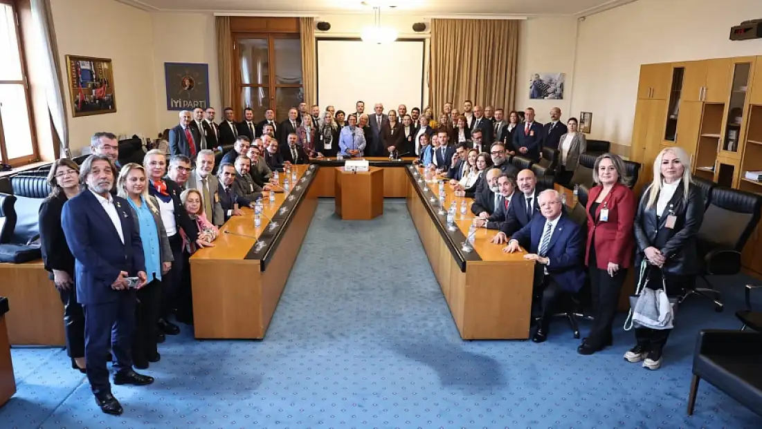 İYİ Parti Ödemiş İlçe Başkanı İbrahim Kaya’dan TBMM’de Yoğun Ziyaret Trafiği