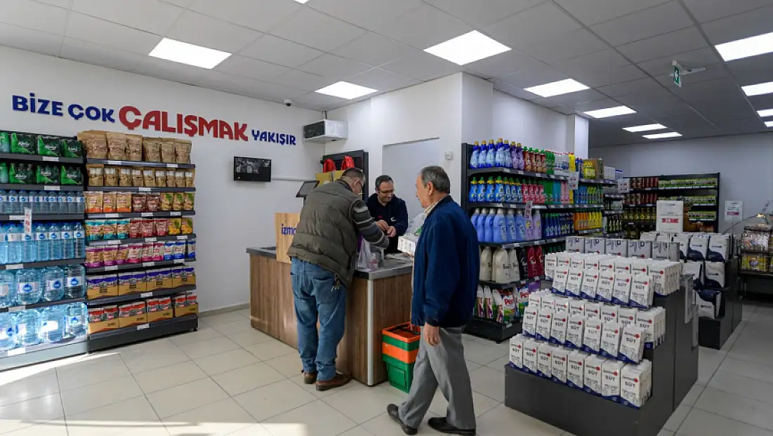 İZMAR 15’inci Mağazasını Gültepe’de Açtı