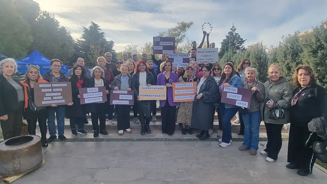 Karabağlar’dan Kadına Şiddete Karşı Tek Yürek Mesajı