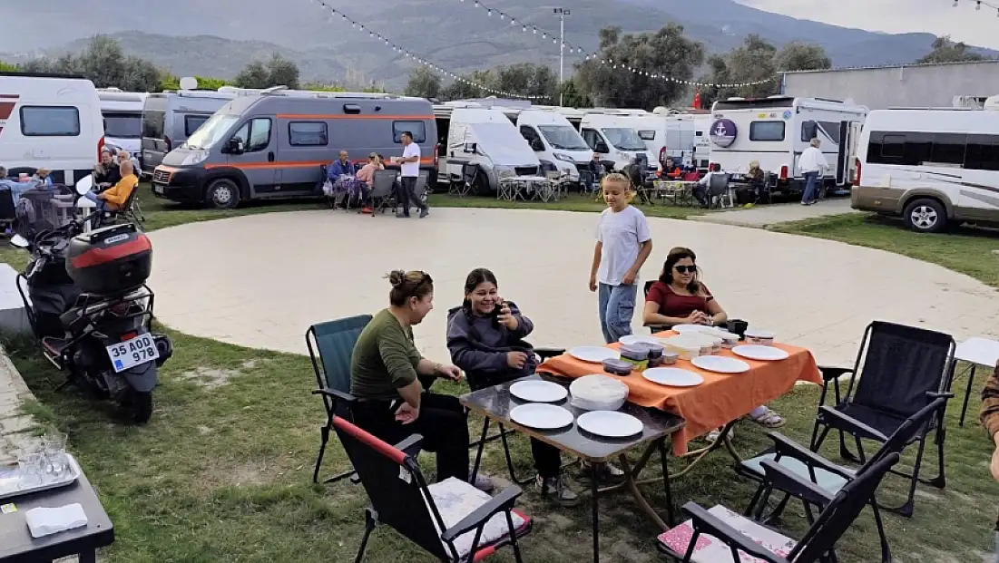 Karavan Tutkunları, Tire’de Buluştu