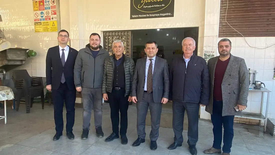 KAYMAKAM ERDOĞAN’DAN BİRGİ’DE ZEYTİNYAĞI FABRİKASINA ZİYARET