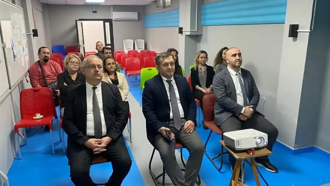 Kaymakam Erdoğan, Ödemiş Bilim ve Sanat Merkezi’ni Ziyaret Etti