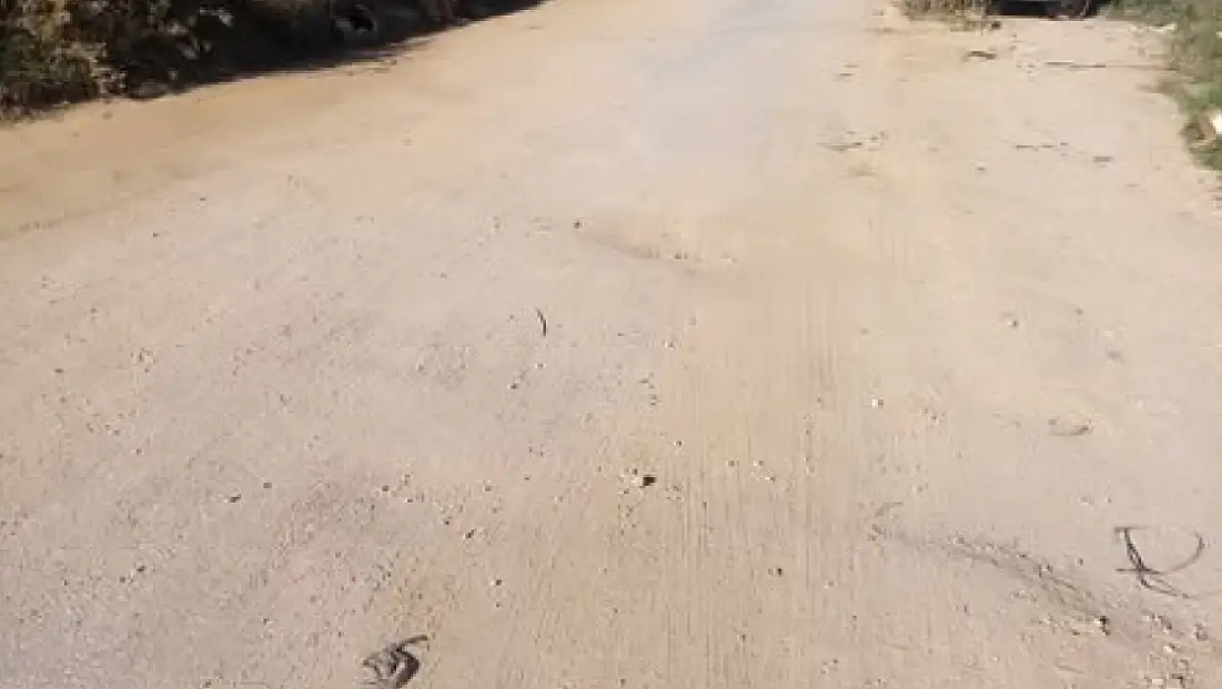 Kiraz’da Kırköy Sokak Sakinlerinden Yol Talebi