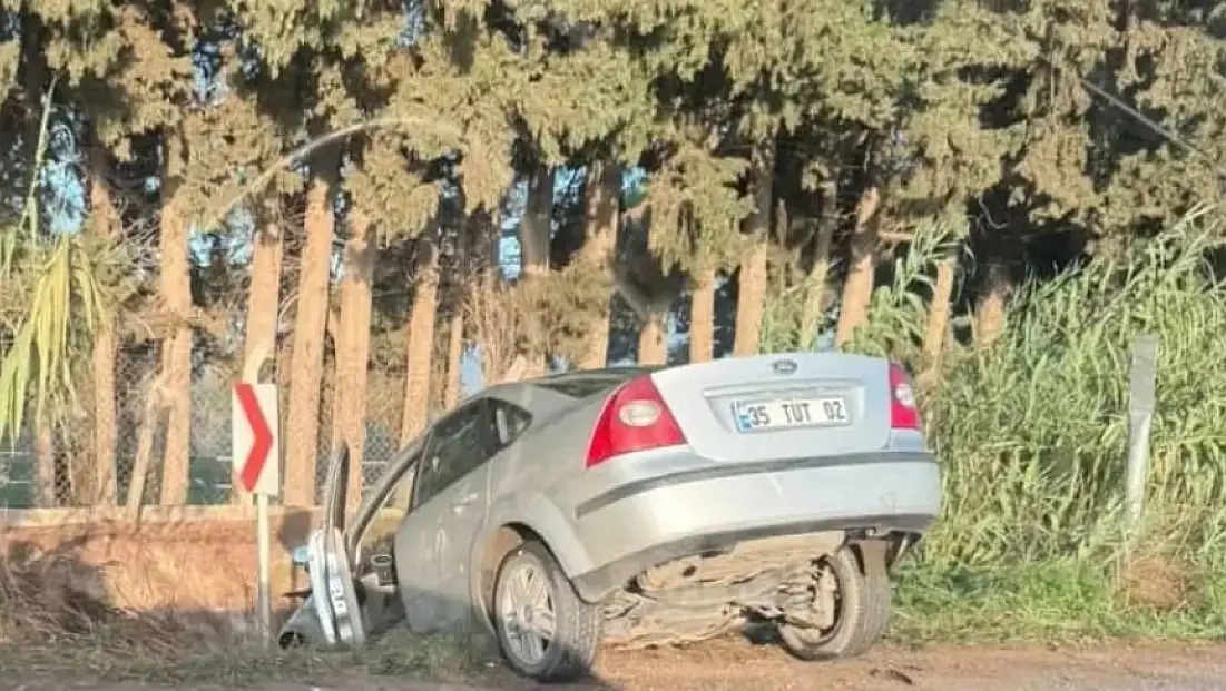 Ödemiş’te Hatalı Sollama Kazası: 3 Yaralı