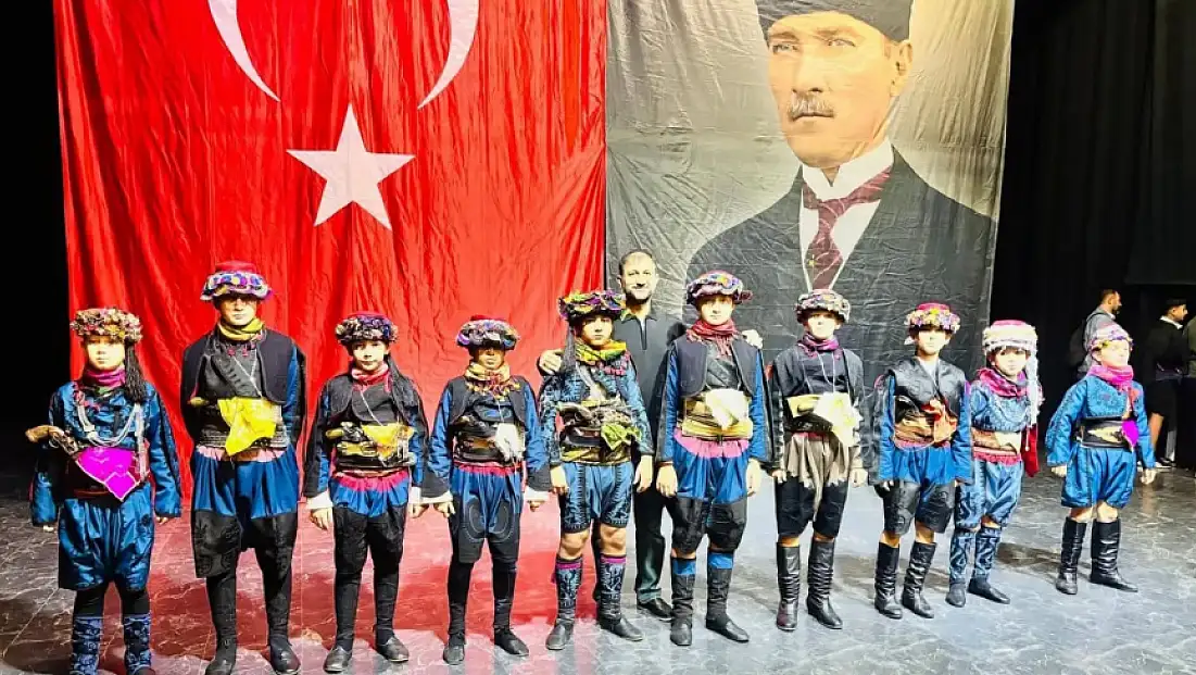 Ödemiş’te Zeybek Şenliği Coşkusu Yaşandı
