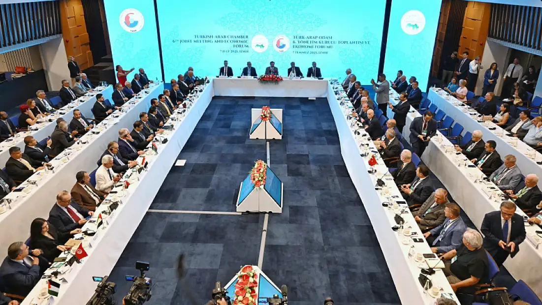 Türk-Arap Ekonomik İş Birliği İzmir'de Görüşüldü