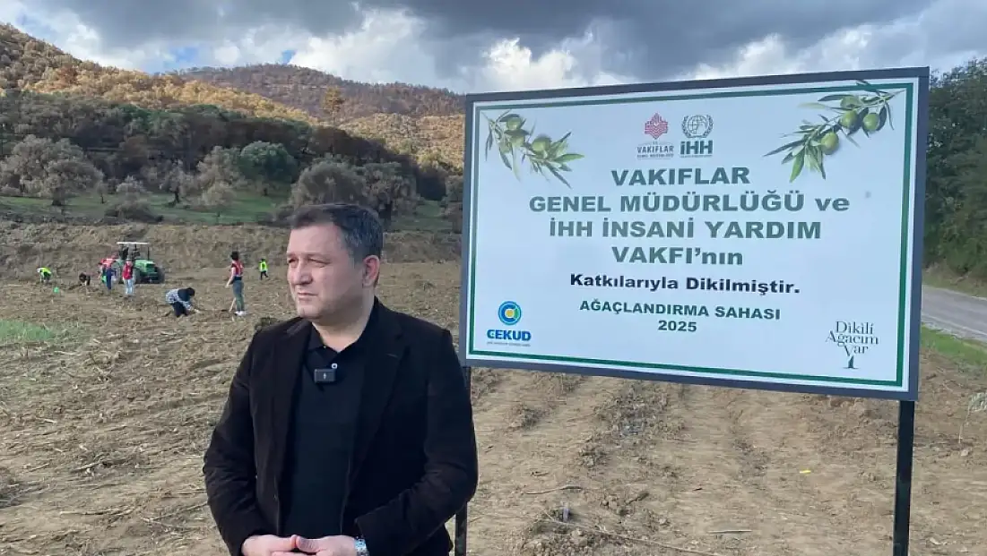 Üzümlü Mahallesi’nde Yangın Sonrası Fidan Dikimiyle Doğa Yeniden Hayat Buluyor