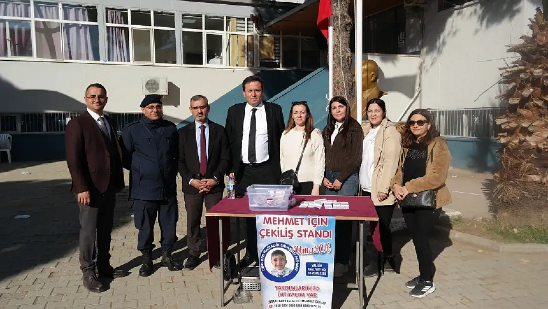 Yerli Malı Haftasında DMD Hastası Mehmet Gökalp İçin Anlamlı Kermes