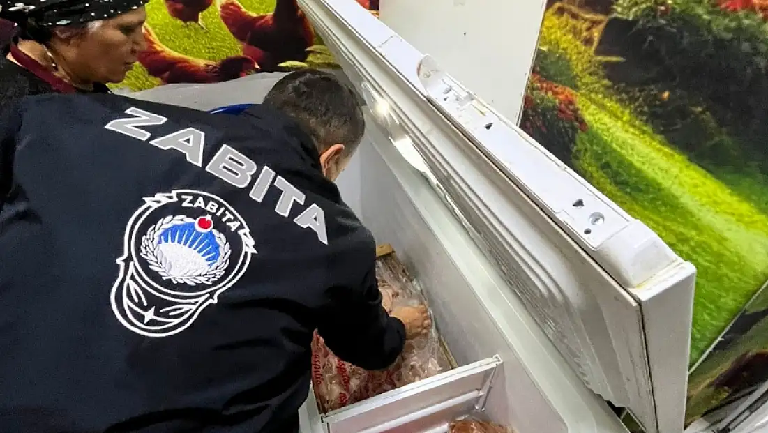 Zabıta’dan Tire’deki Çiğ Tavuk Satıcılarına, Sıkı Denetim