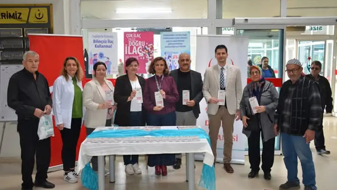 Ödemiş Devlet Hastanesi’nde Akılcı İlaç ve Antibiyotik Kullanımı Standı Kuruldu