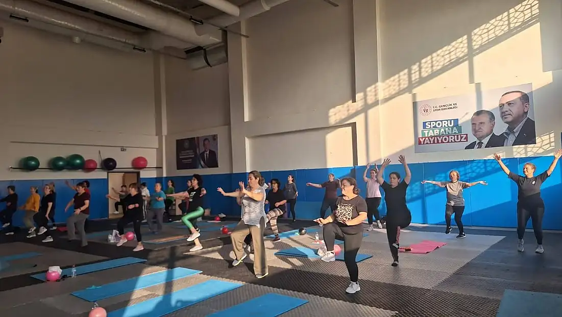 Ödemiş Gençlik Merkezi’nde Pilates ve Zumba Coşkusu