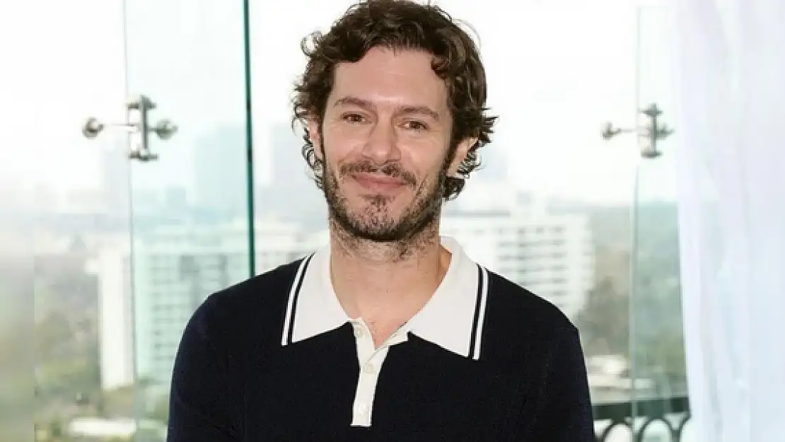 Adam Brody kaybettiği rolü açıkladı