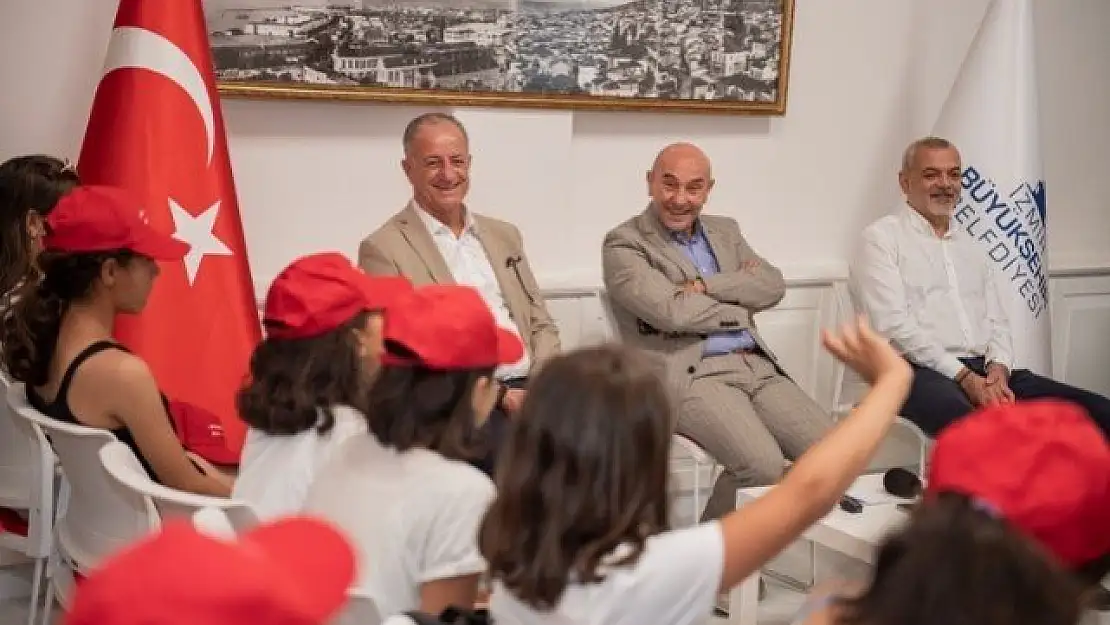 Adıyamanlı depremzede çocuklardan Başkan Soyer’e teşekkür