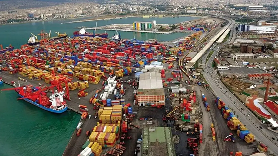 Ağustos’ta ihracat artarken ithalatta azalış görüldü