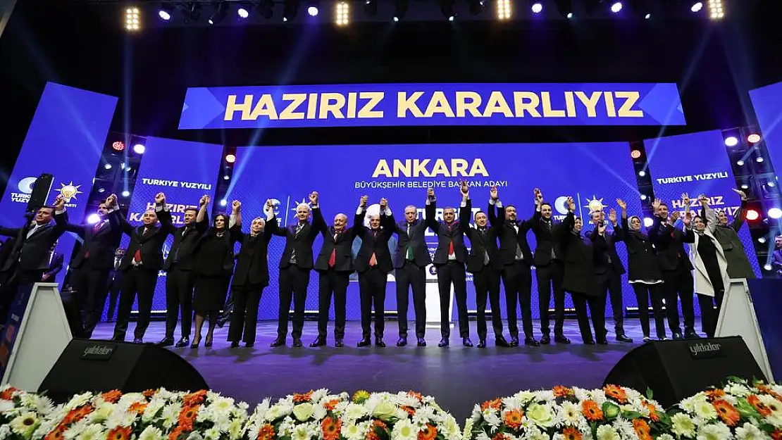 AK Parti'de 17'si büyükşehir olmak üzere 48 ilin belediye başkan adayları açıklandı