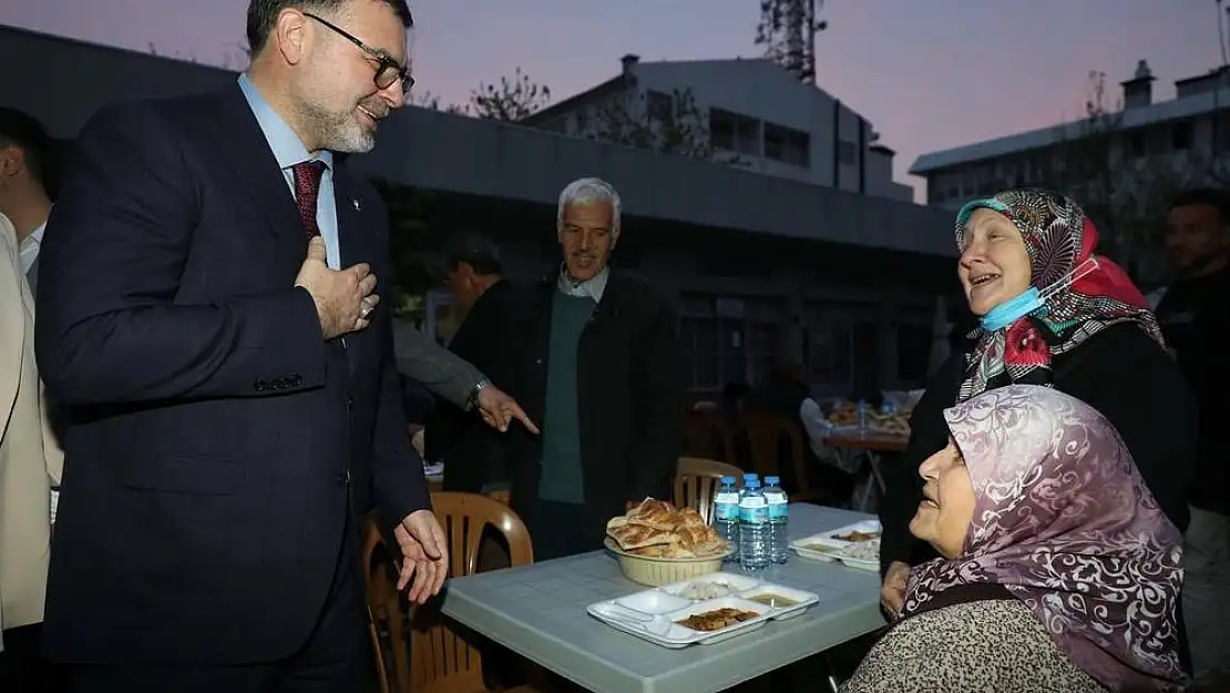 Ak Partili Saygılı’dan Selçuk ve Torbalı teşkilatına ziyaret