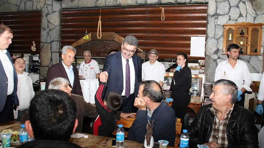 Akşehir belediye başkanı engellilerle buluştu
