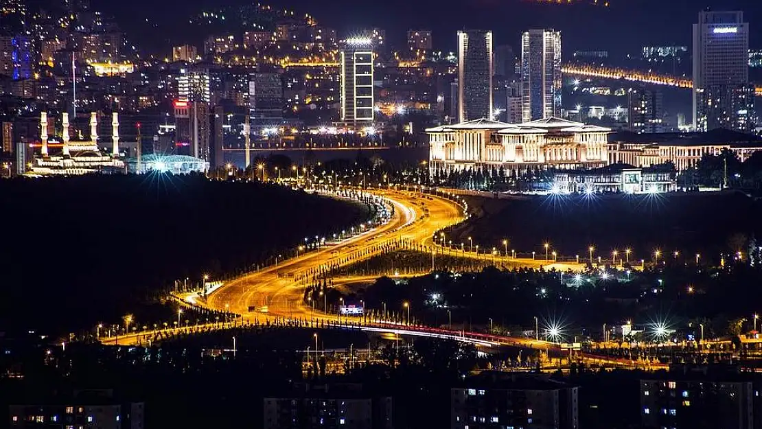 Ankara Trafikte Yol Çalışmalarına Ara Veriyor