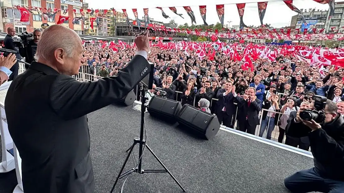 Bahçeli, Aydın mitinginde CHP ve İYİ Parti’ye yüklendi