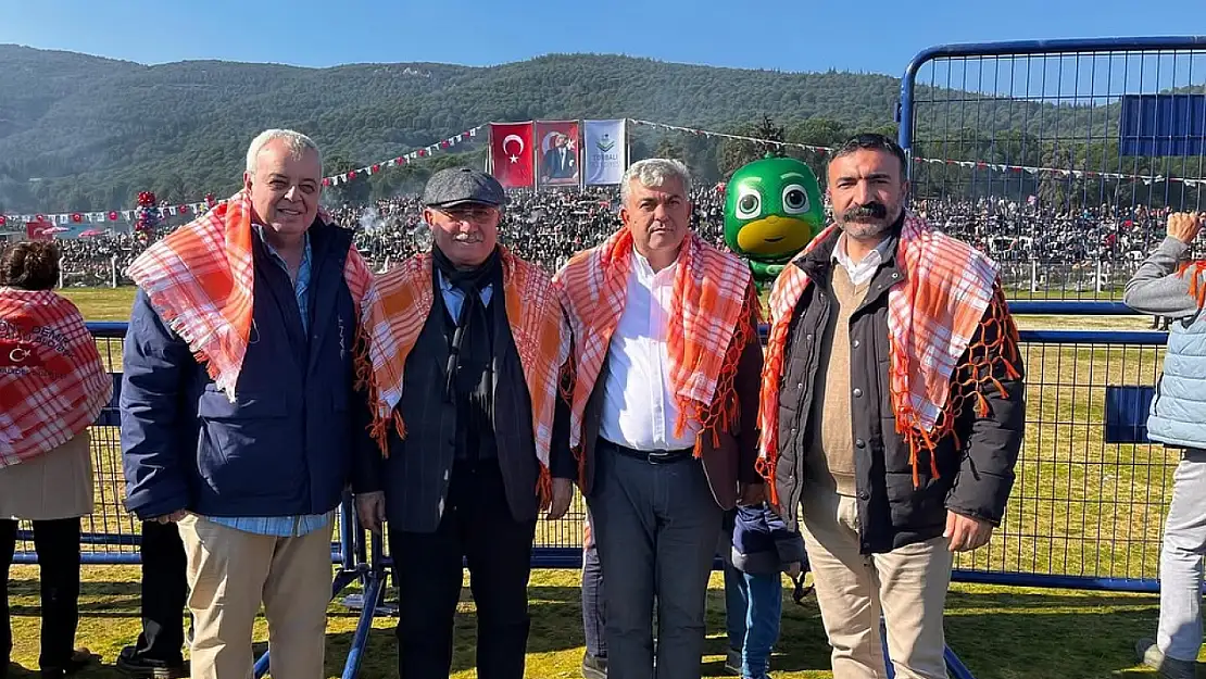 Başkan Coşkun, Torbalı Deve Güreşleri Festivali'ne Katıldı