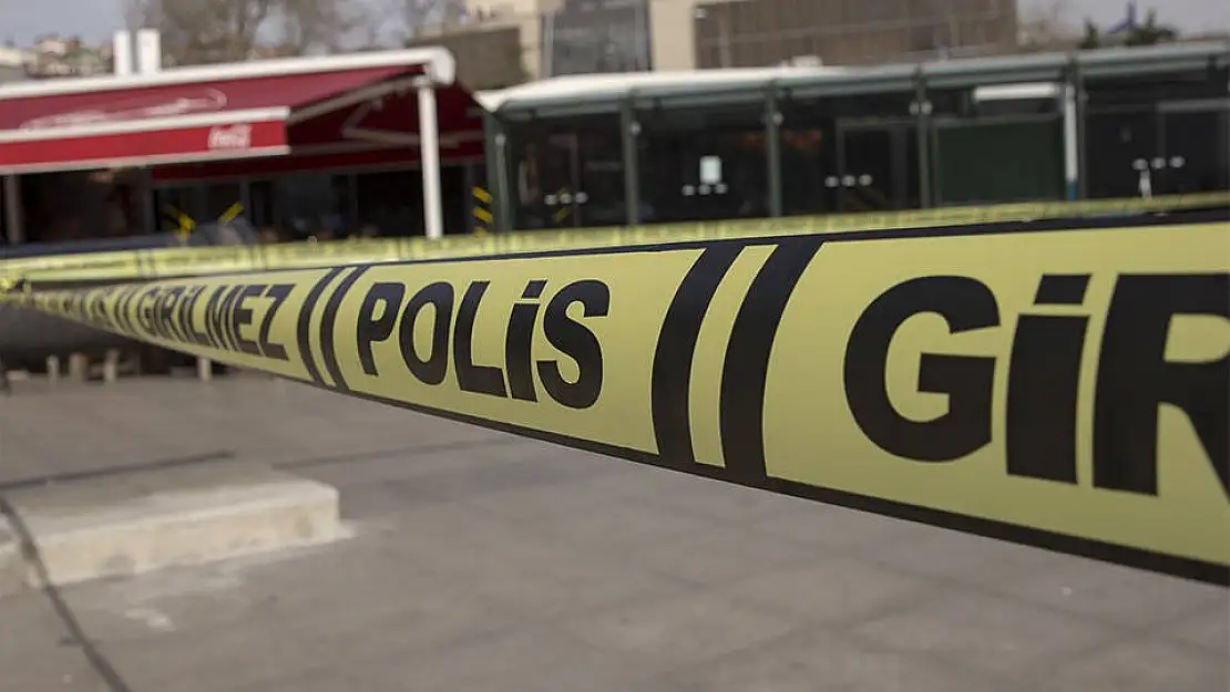 Bayrampaşa’da silahlı kavgayı engellemeye çalışan polis vuruldu