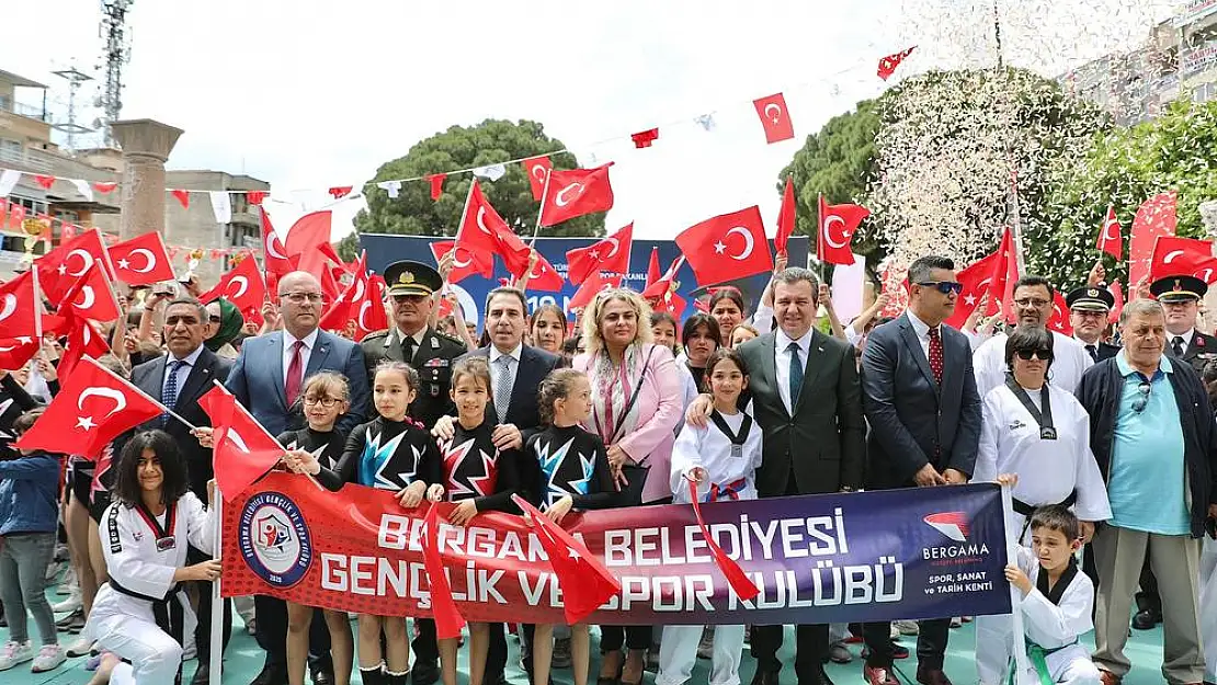 Bergama’da bayram coşkusu