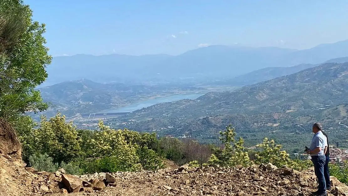 Beydağ Belediyesi yolları düzenliyor, ulaşımı kolaylaştırıyor