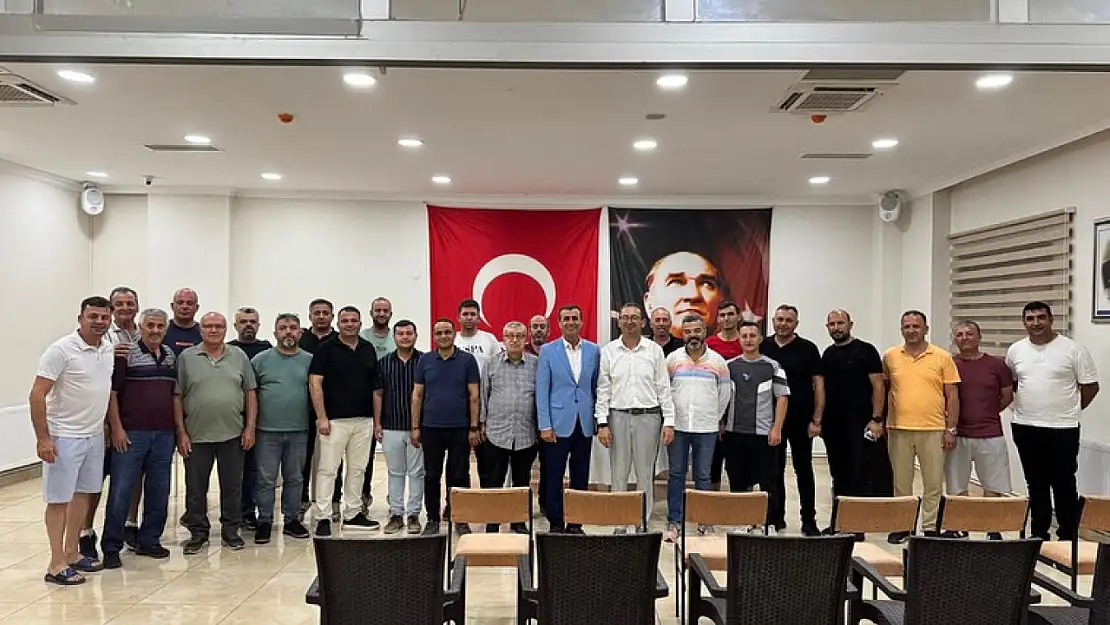 Beydağ Belediyespor'da Yeni Dönem: Başkanlığa Mesut Ertekin Seçildi