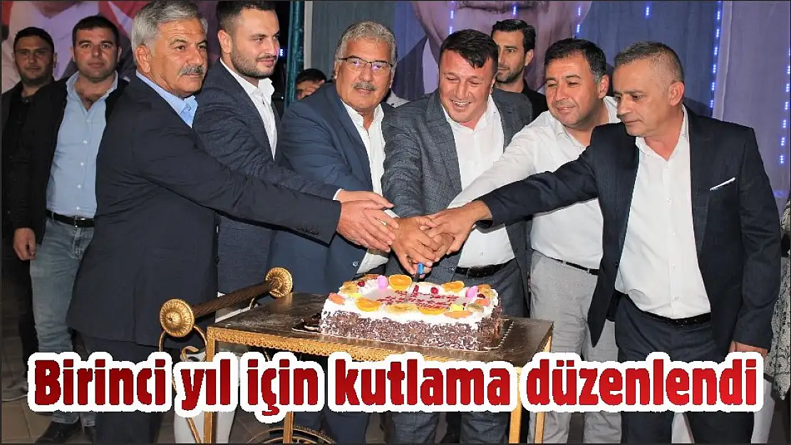 Birinci yıl için kutlama düzenlendi