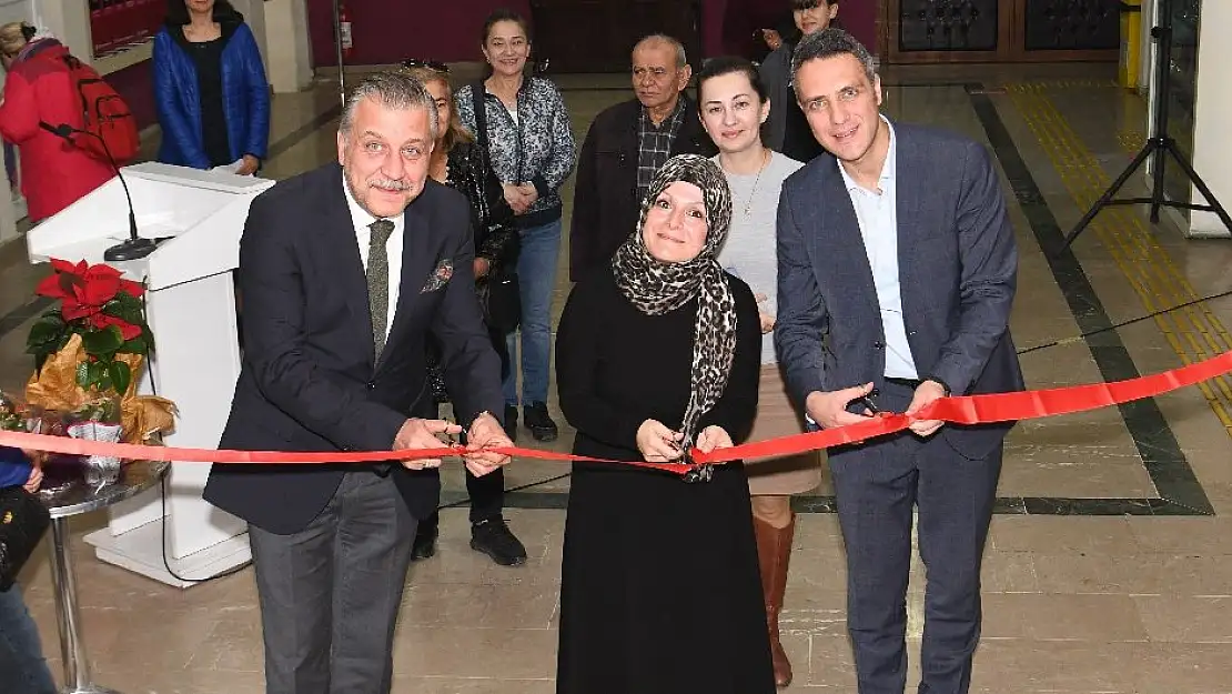 Bornova Belediyesi kursiyerinden ilk sergi