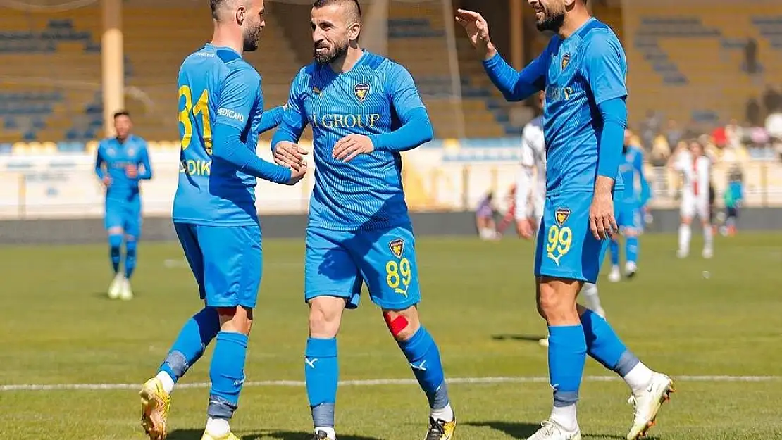 Bucaspor 3 isime güveniyor