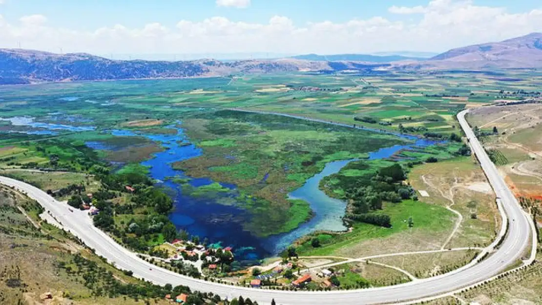 Büyük Menderes Nehri kurudu