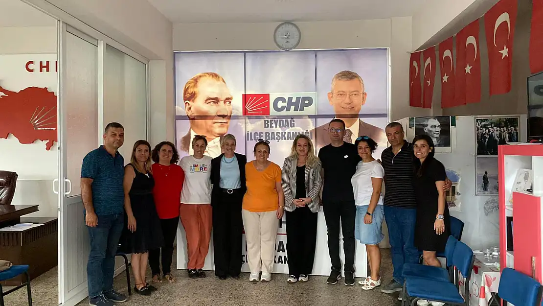 CHP İzmir İl Kadın Kolları'ndan Beydağ CHP İlçe Başkanlığı'na Ziyaret