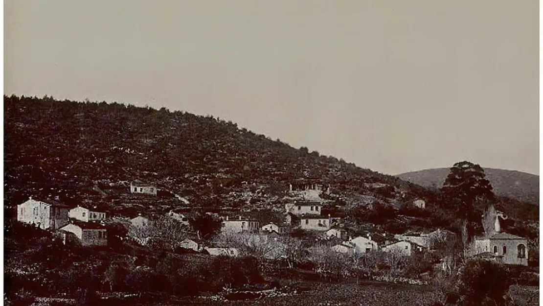 Çiçekli Köy sakinleri tarihlerine sahip çıkıyor