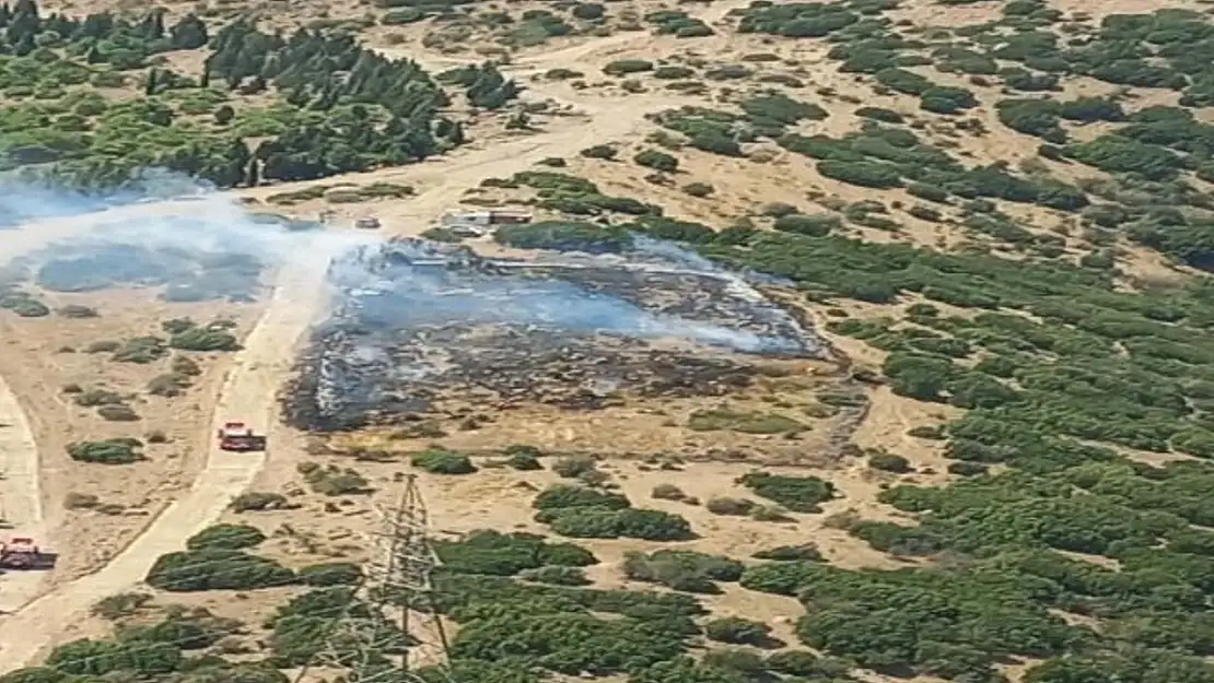 Çiğli’deki orman yangınına karadan ve havadan müdahale edildi