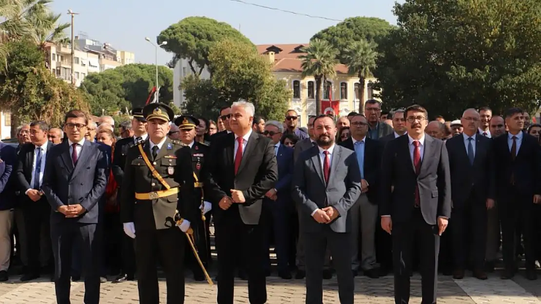 Cumhuriyetimizin 101. Yılı: 29 Ekim Cumhuriyet Bayramı Çelenk Sunma Töreni