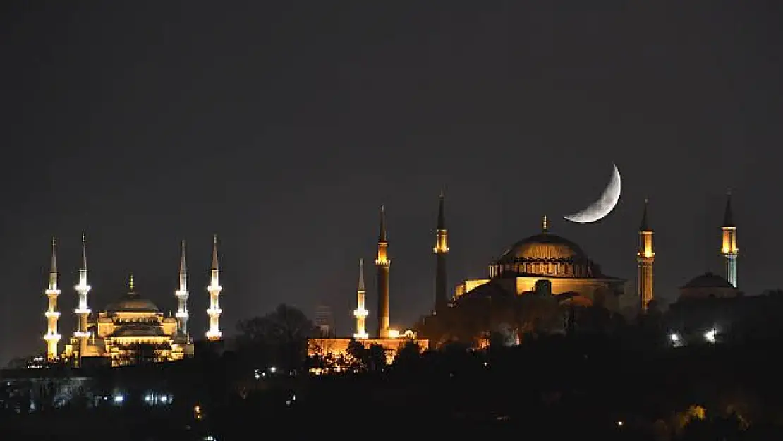 Diyanet: 'Bu Yıl Ramazan 29 Gün Sürecek'