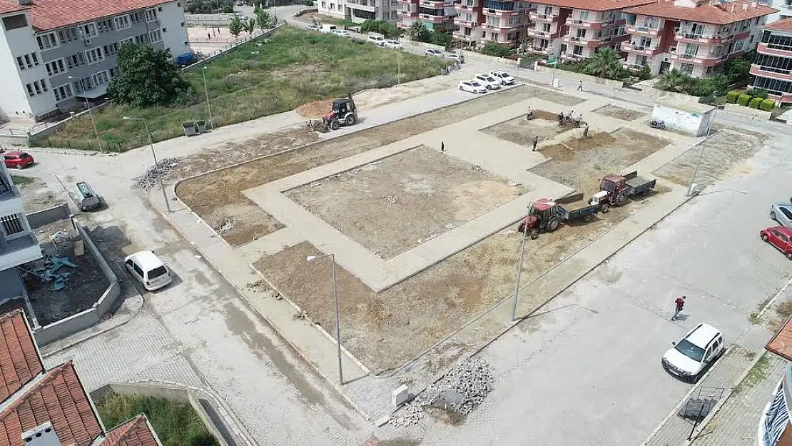 Efes Selçuk’ta park alanları çoğalıyor