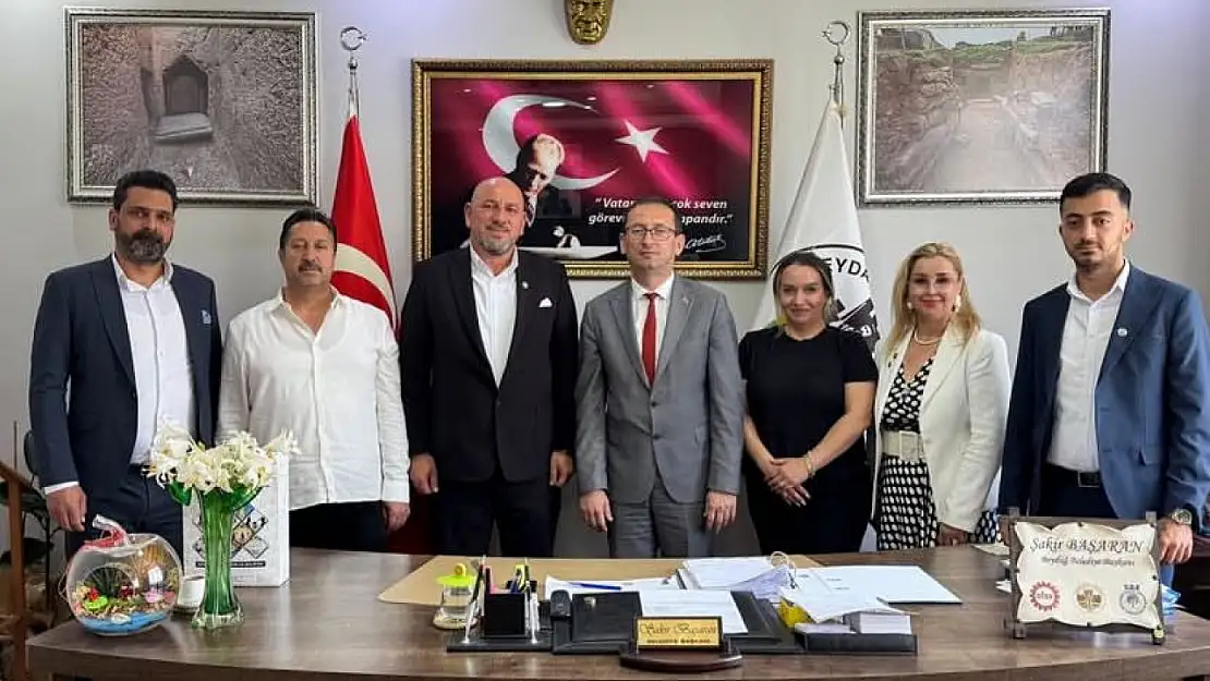 Ege Bölgesi İş İnsanları Federasyonu'ndan Beydağ Belediyesi'ne Ziyaret