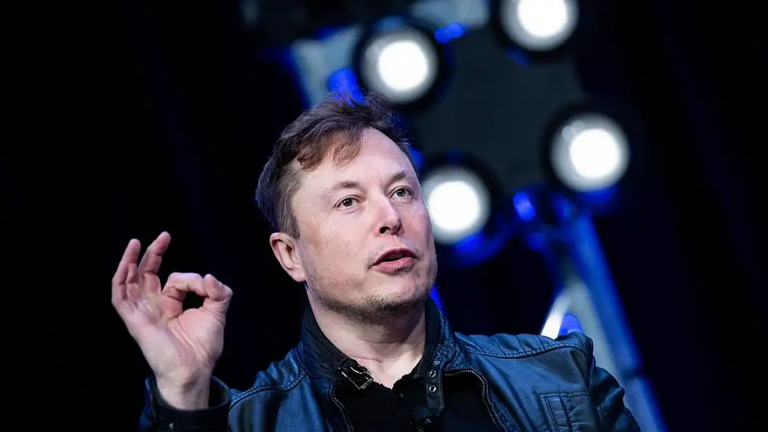 Elon Musk, Üretkenlik Sırlarını Paylaştı: Az İzin, Az Uykuyla Başarıya Koşuyor