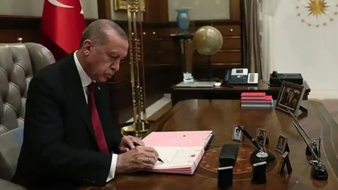 Erdoğan'dan görevden alma ve atama kararları!