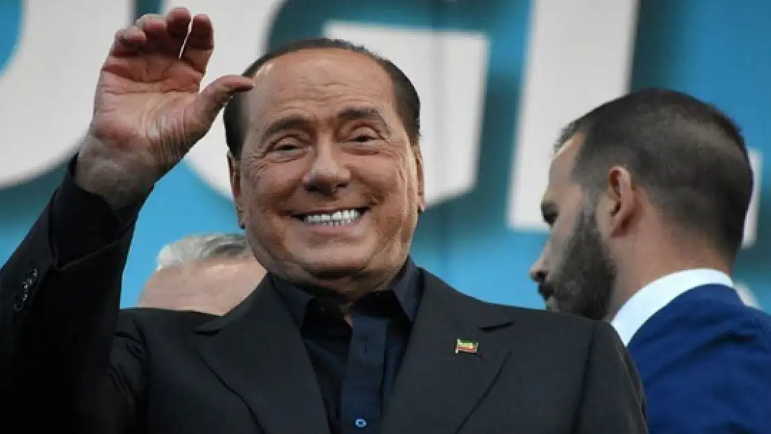 İtalya Eski Başbakanı Berlusconi hayatını kaybetti